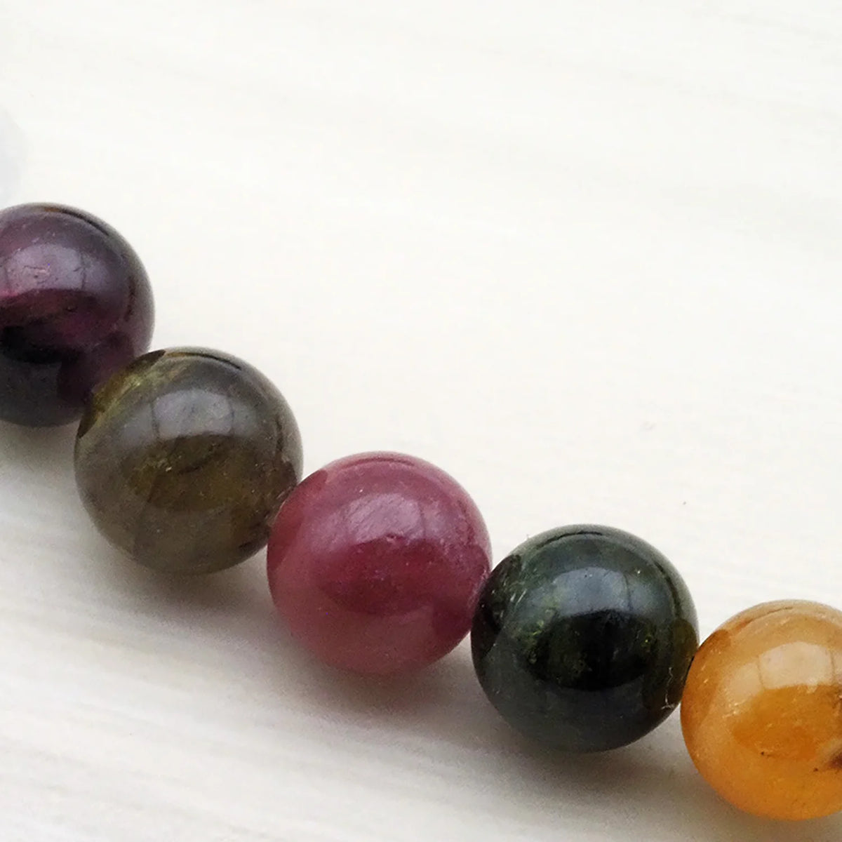 June Color（ジューン・カラー）